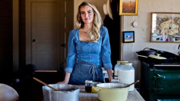 Hannah Neeleman de Ballerina Farm lance une nouvelle substitution - et la première recette sera le pain au levain, naturellement