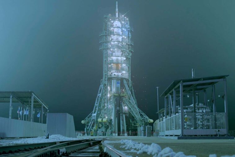 Image étrange d'une fusée liée à l'espace parmi les finalistes du concours photo