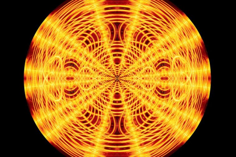 L'art hypnotique a ses racines dans la réalité terrifiante des bombes nucléaires