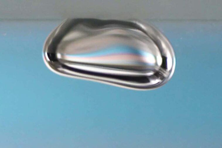 Les bulles «galoping» pourraient agir comme de minuscules aspirateurs robotiques