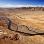 Les humains anciens vivaient dans un climat «inhabitable» il y a 25 000 ans The Maquan River, the upper section of the Yarlung Tsangpo River, which flows through the Tibetan Plateau