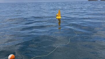 Les nouvelles bouées de haute technologie améliorent la surveillance scientifique de la côte sud