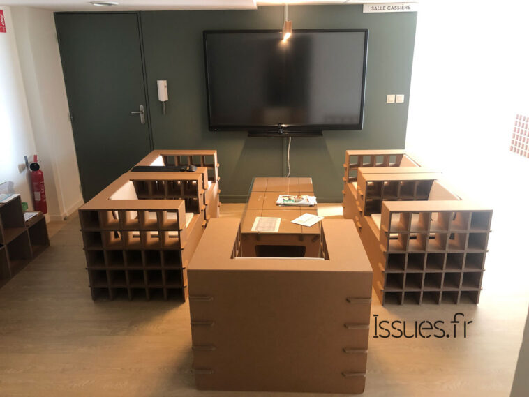 Meubles en carton : un choix éthique et écologique pour les espaces de votre bureau