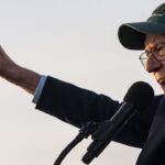 Bernie Sanders fait une apparition ultime de Phan dans le profil de New Yorker Phish