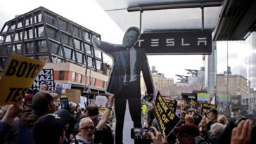 Elon Musk ne peut pas arrêter les saignements de Tesla