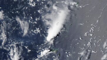 L'éruption volcanique dans les Tonga a envoyé de l'eau de mer dans l'atmosphère et le soufre dans la mer, l'étude révèle