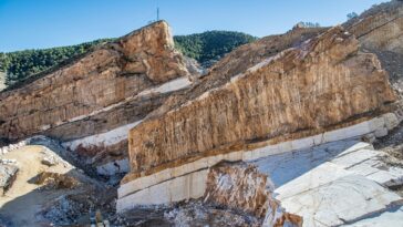 La nouvelle méthode d'exploration de texte de géologie améliore l'extraction automatisée des informations géologiques