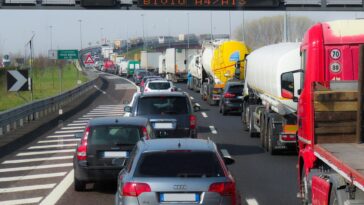 La pollution atmosphérique et le bruit de la circulation augmentent le risque d'accident vasculaire cérébral par effet combiné