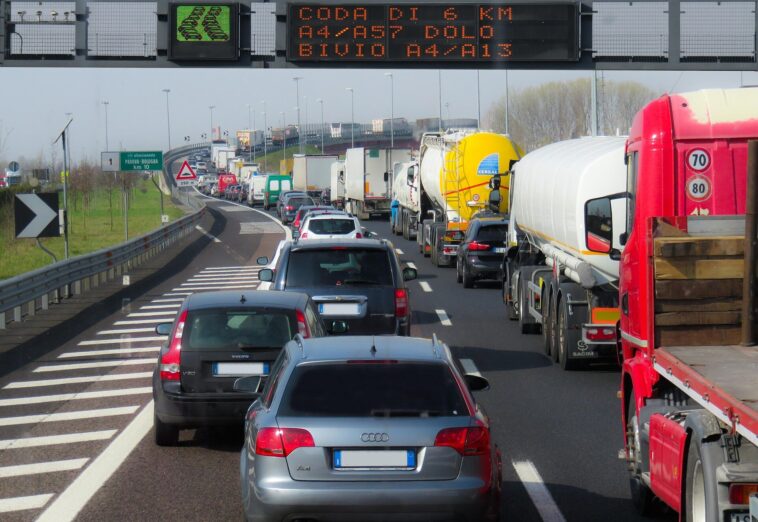 La pollution atmosphérique et le bruit de la circulation augmentent le risque d'accident vasculaire cérébral par effet combiné