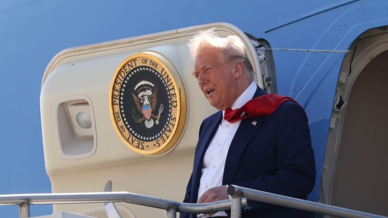 Le nouveau sondage montre combien de personnes détestent les 100 premiers jours de Trump. Et le prochain millier?