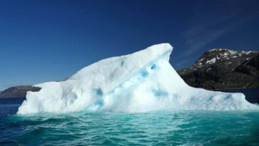Les anciens roches augmentent le boîtier pour la mini l'ère glaciaire liée à la chute de Rome
