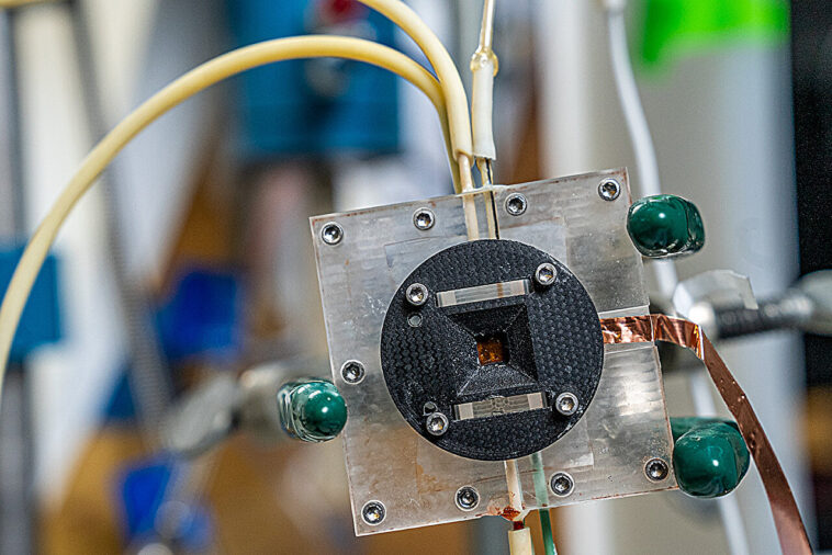 Les scientifiques craquent un puzzle de plusieurs décennies dans la conversion de dioxyde de carbone Les scientifiques craquent un puzzle de plusieurs décennies dans la conversion de dioxyde de carbone