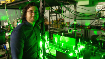 Plus frais, plus rapide, meilleur: les vagues de cristal permettent un transfert de chaleur ultra-rapide pour l'électronique plus fraîche