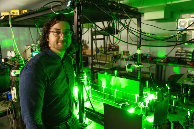 Plus frais, plus rapide, meilleur: les vagues de cristal permettent un transfert de chaleur ultra-rapide pour l'électronique plus fraîche