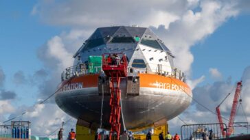 Un laboratoire flottant découvrira les secrets de l'hiver arctique