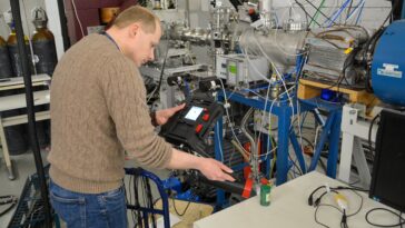 Un nouveau type de détecteur de poche pour tous les types de rayonnement ionisant améliore les radiations