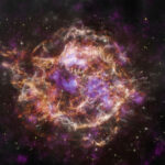 De nouvelles images de télescope découvrent le «monstre vert» dans Cassiopeia a