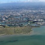 Face à la tempête: les chercheurs modélisent une nouvelle ligne de défense côtière avec des digues horizontales