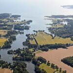 L'alcalinisation de la rivière et l'acidification des océans sont confrontées aux eaux côtières