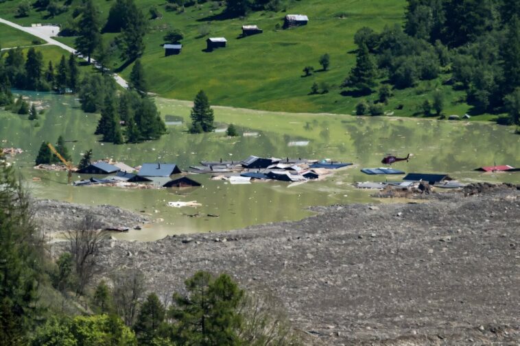 L'effondrement du glacier suisse offre un avertissement mondial d'un impact plus large