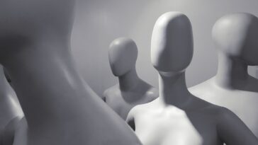 La couture virtuelle uniquement apparaît comme une alternative durable pour l'industrie de la mode