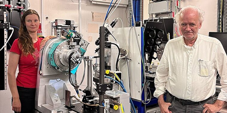 Le matériau d'argile naturel a recherché des propriétés après une utilisation dans la technologie quantique