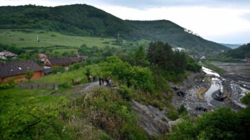 Les inondations graves menacent la mine de sel roumain historique