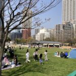 Les visites de la nature peuvent améliorer les disparités de bien-être parmi les habitants urbains