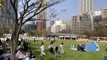 Les visites de la nature peuvent améliorer les disparités de bien-être parmi les habitants urbains