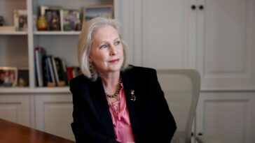 Pourquoi le sénateur Kirsten Gillibrand a fait un podcast chrétien pour répandre l'Évangile anti-Trump