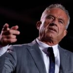 RFK Jr. et le ver qui a mangé son cerveau menace d'interdire aux scientifiques du gouvernement de publier dans les meilleures revues médicales