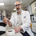 Un nouvel appareil détecte instantanément les drogues de rue dangereuses, offrant de l'espoir pour la réduction des méfaits