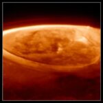 Webb révèle de nouveaux détails et mystères dans Jupiter's Aurora