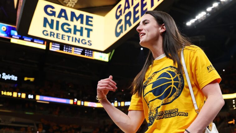 Caitlin Clark, Kylie Jenner et Timothee Chalamet regardent New York Knicks tomber dans les pacers de l'Indiana