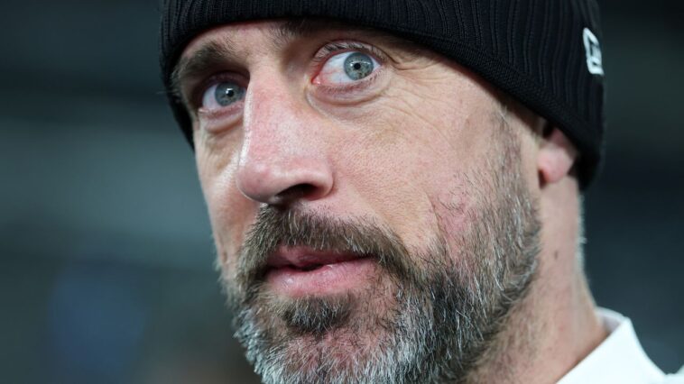 Aaron Rodgers n'est apparemment pas «immunisé» à aimer non plus