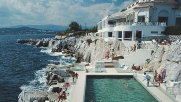 Personne n'a capturé les vibrations d'été plus élégamment que les aarons minces