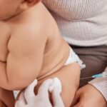 Comment une maman navigue dans l'avenir incertain des vaccins