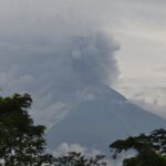 Des centaines évacuées alors que le volcan guatémaltèque éclate