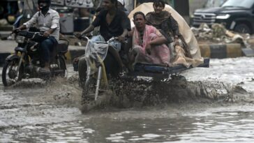 Inondations soudaines du Pakistan, forte pluie tue 45 en quelques jours seulement