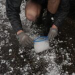 L'écraser. Que faites-vous avec 4 000 grêles que vous collectez tout en poursuivant des tempêtes