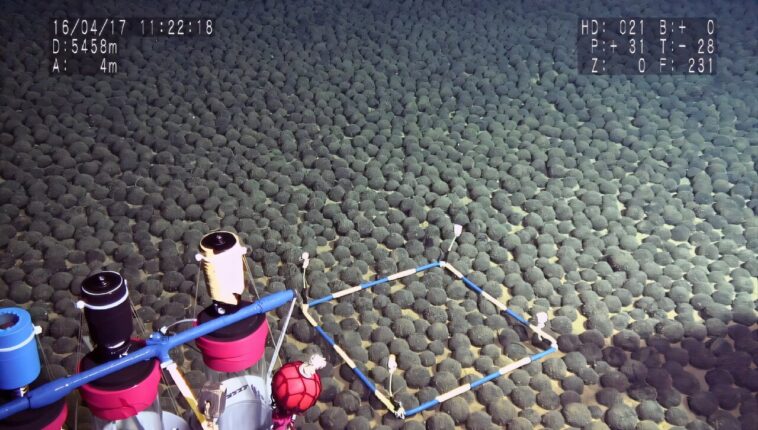 La Chine assemblant soigneusement une stratégie d'exploitation en haute mer