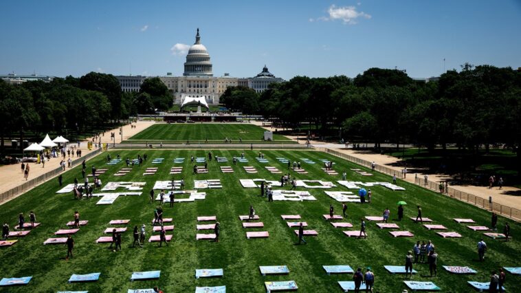La Cour suprême qui a mis fin au droit fondamental à un avortement ne protégera pas les jeunes trans contre la discrimination