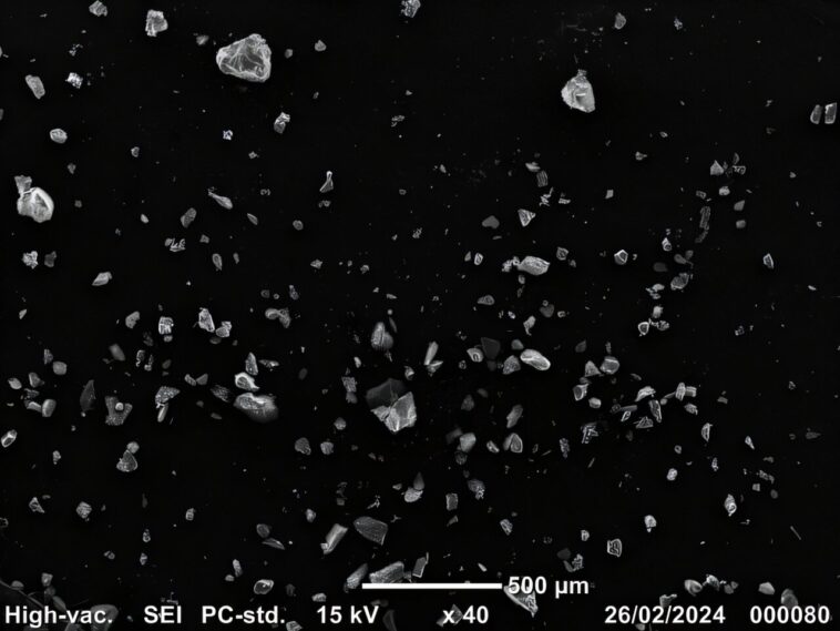 La poussière lunaire abrasive est encore moins toxique que la pollution de la ville, selon l'étude