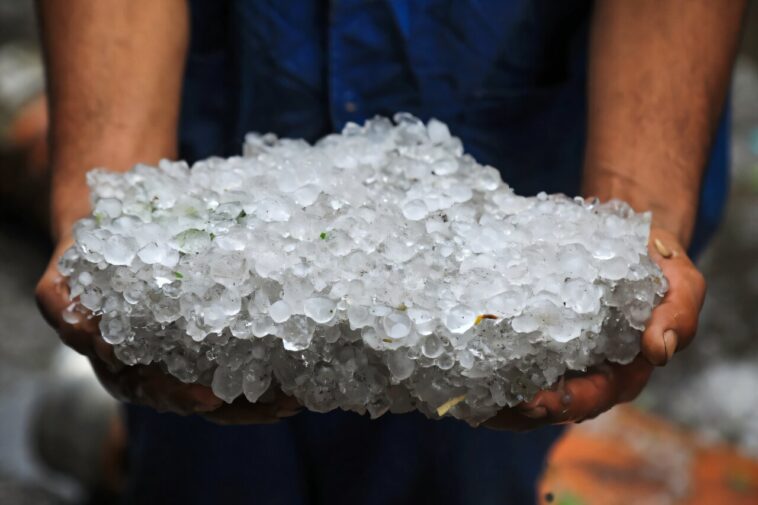 La tempête de grêle soudaine crée l'Alexandrie de l'Égypte La tempête de grêle soudaine crée l'Alexandrie de l'Égypte