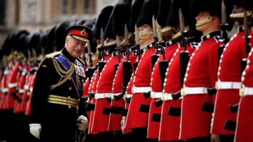 Le roi Charles, «contrarié» par les ouvertures du Canada de Trump, envoie ses propres messages politiques avec un soft power