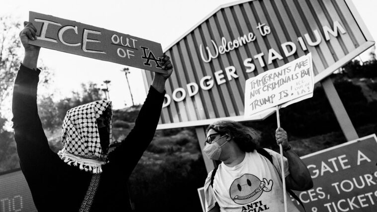 Les Dodgers sont poussés dans la répression de l'immigration de Trump