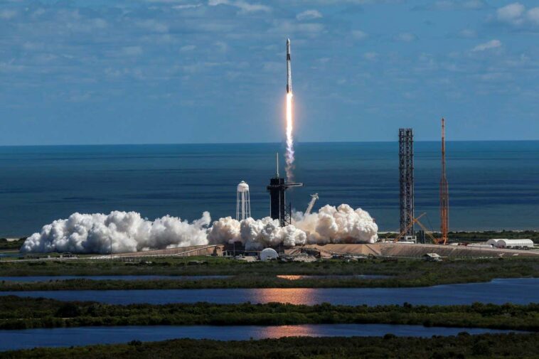 Les fusées réutilisables pourraient-elles rendre la géo-ingénierie solaire moins risquée?