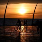 Les risques britanniques risquent des vagues de chaleur plus extrêmes et prolongées à l'avenir: étude