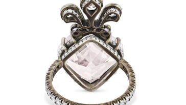 Un diamant rose vient de se vendre pour plus de 14 millions de dollars - non, ne vous demandez pas, quand vous regardez les mystères derrière leur chimie