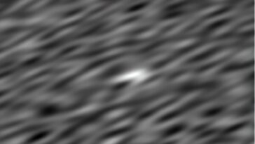 Une étrange éclat brillant dans l'espace a dérouté les astronomes pendant plus d'un an. Maintenant, ils ont résolu le mystère